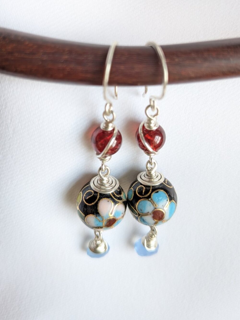 Vintage Cloisonne Earrings with Garnet and Chalcedony in Sterling Silver - Picture 8 of 14